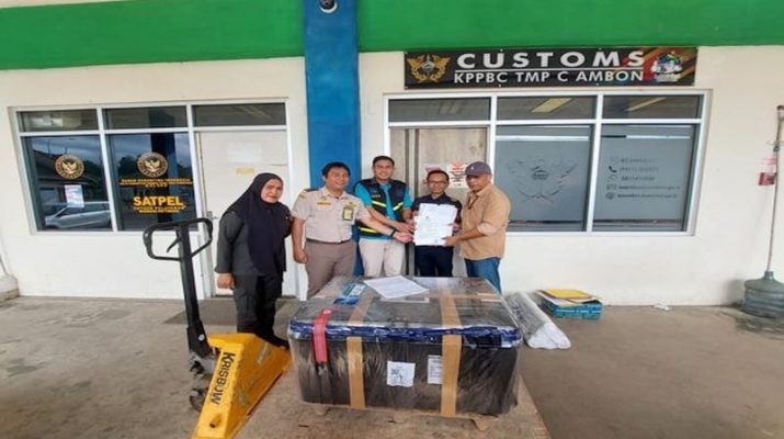 Bea Cukai Ambon Fasilitasi Kembalinya 15 Tengkorak Manusia ke Desa Amtufu Lorulun