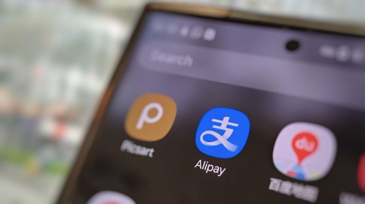 Aplikasi pembayaran memudahkan transaksi saat melancong di China