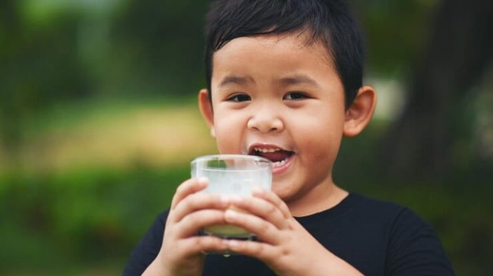 Bunda, Ini Perbedaan Alergi Susu dan Intoleransi Laktosa pada Anak