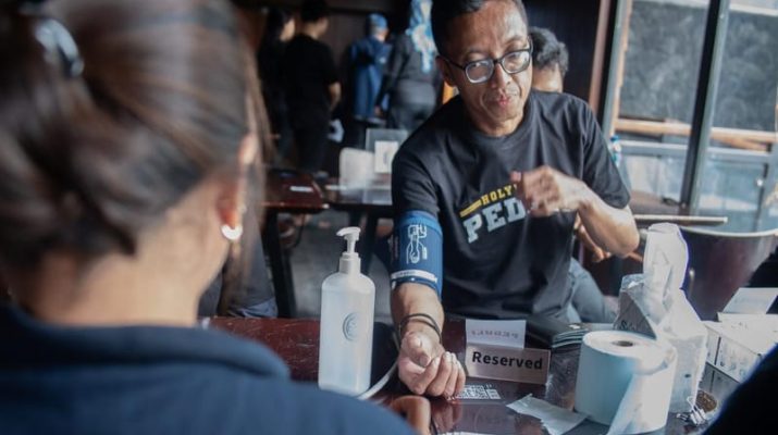 Peringati Hari Guru, Holywings Group Berikan Cek Kesehatan Guru Gratis