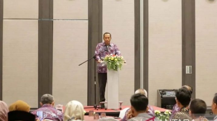 Wamendiktisaintek Ajak Dosen dan Tendik Majukan Pendidikan Tinggi