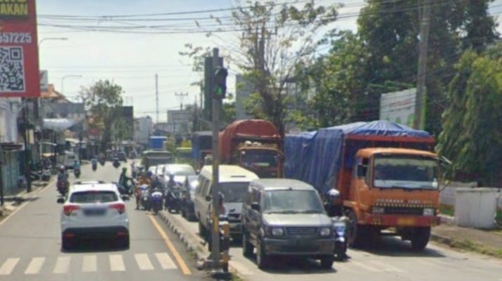 Mulai Besok, Truk Angkutan Barang Bersumbu Lebar Dilarang Melintas di Jawa Tengah