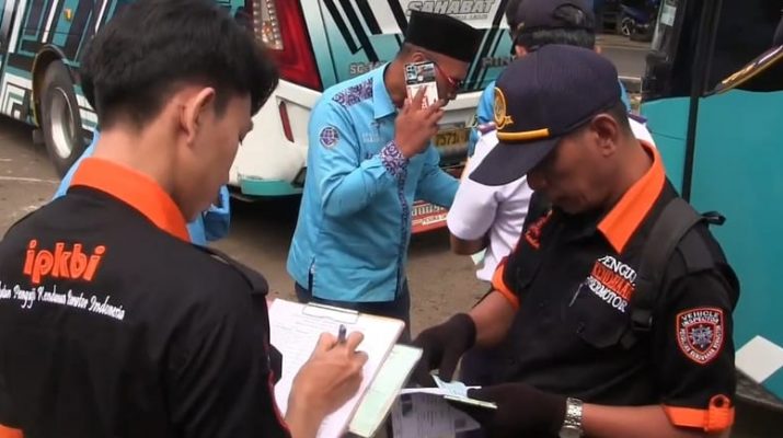 Bus Wisata tak Laik Jalan Terjaring Operasi Ramp Check di Subang