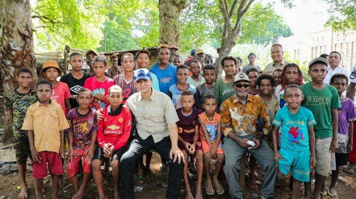 Kunjungi Kawasan Transmigrasi Salor di Merauke, Menteri Transmigrasi Sampaikan Pesan Presiden untuk Bangun Papua