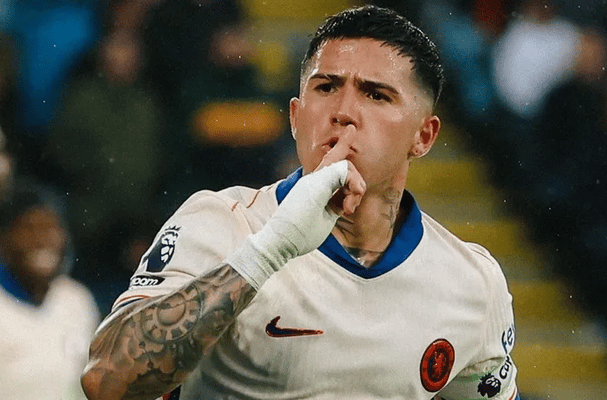 Enzo Fernandez makin Moncer Bersama Chelsea