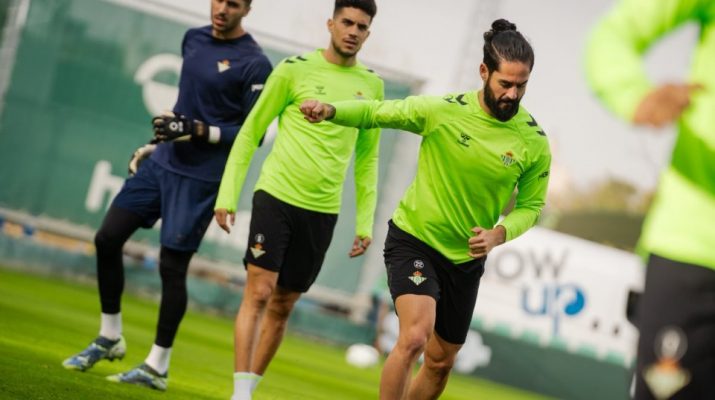 Pasca Absen Enam Bulan, Pilar Veteran Real Betis Siap Kembali