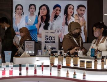 Hati-Hati Bahaya Penggunaan Hidrokuinon Berlebihan dalam Skincare