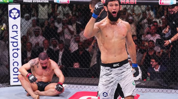 UFC 308, Topuria Perpanjang Rekor tidak Terkalahkan dan Khamzat Chimaev Patahkan Rahang Robert Witthaker