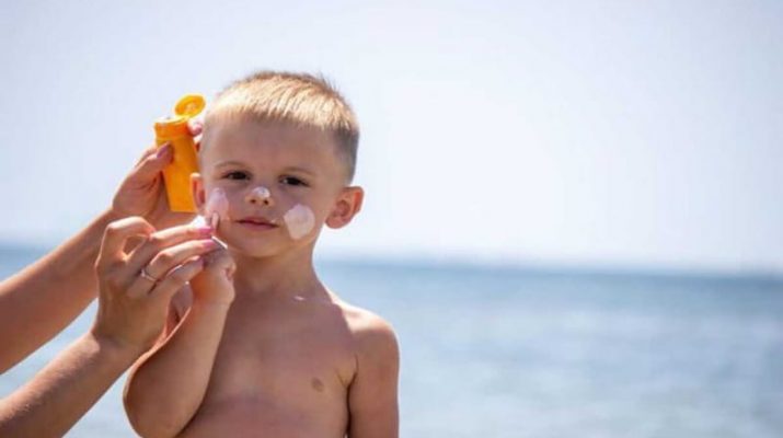 5 Tips Memilih Sunscreen yang Aman dan Efektif Untuk Bayi