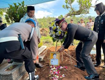 Kapolri Naikkan Pangkat Bripka Andithya yang Gugur Selamatkan Turis