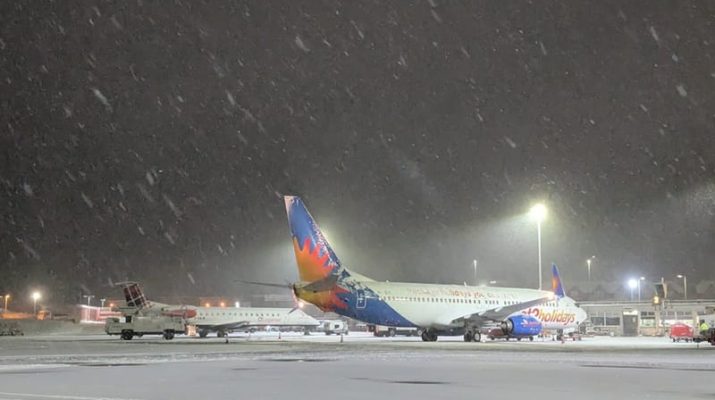 Salju Lebat Ganggu Perjalanan Udara dan Kereta di Inggris