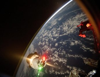 5 Kisah Horor Astronot yang Mengungkap Misteri Luar Angkasa