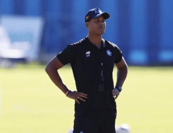 Patrick Kluivert Butuh Dukungan Suporter agar Bisa Bawa Timnas Indonesia Lolos Piala Dunia 2026