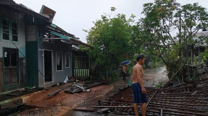 25 Rumah Warga di Kabupaten Banjar Rusak Diterjang Angin Kencang