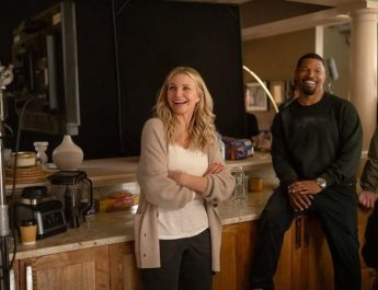 Cameron Diaz Tampil Memukau di Karpet Merah untuk Pemutaran Perdana Film Pertama dalam 11 Tahun