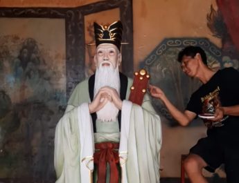 Pecinan Kota Semarang Bersolek Jelang Perayaan Imlek