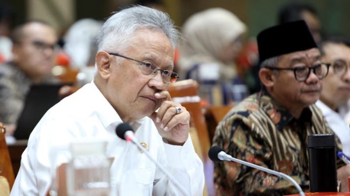 Menteri Dikti Tegaskan Demo Pegawai Terkait Mutasi Besar-besaran