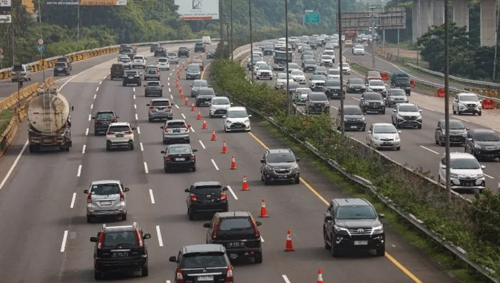 Puncak Arus Lalu Lintas Libur Isra Mikraj dan Imlek 2025 Diprediksi Hari Ini