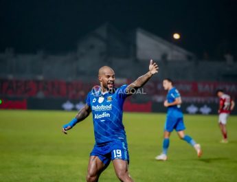 Belum Fit 100 Persen, Bojan Hodak Puji David da Silva Setinggi Langit