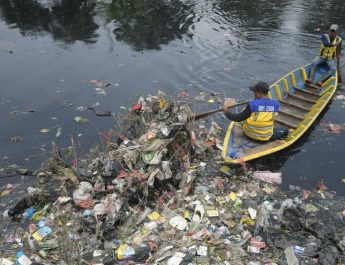 Bandung Raya Terus Dirundung Masalah Sampah