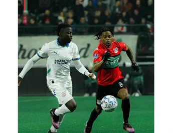 NEC Nijmegen vs PSV, Calvin Verdonk Main Penuh, Laga Berakhir Imbang 3-3