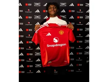 Manchester United Datangkan Patrick Dorgu dari Lecce