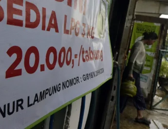 Larangan Ngecer Elpiji 3 Kg Bikin Pedagang Kecil Menjerit