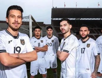 Erspo Rilis Jersei Tandang Timnas Indonesia, Putih dengan Ornamen Garuda