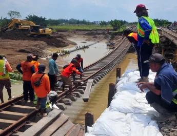 Dua Rel di Grobogan Dipulihkan, Perjalanan KA Kembali Normal