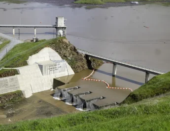 Trump Perintahkan Pelepasan 2,2 Miliar Galon Air di California Tengah, Namun Langkah Ini Berisiko Menyebabkan Krisis Air