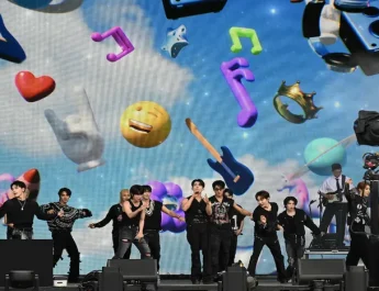 Carat, Kamu Mau Nonton Konser Seventeen di JIS Hari Ini Naik TransJakarta? Simak Rute yang Bisa Dipilih Berikut Ini!