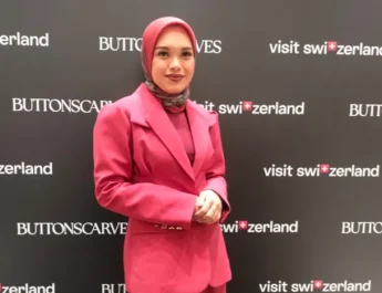 Tips Tetap Hangat dan Stylish saat Liburan ke Negara dengan Cuaca yang Sangat Dingin