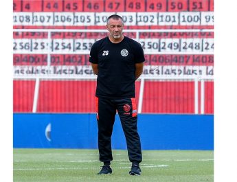 Pelatih Sebut Kemenangan Arema atas PSS Buah Kerja Keras Para Pemain