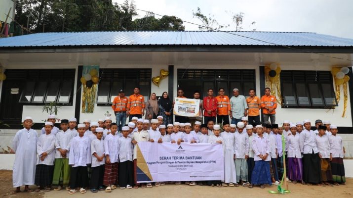 Tambang Emas Martabe Kucurkan Rp1,45 Miliar Renovasi Sekolah di Tapsel
