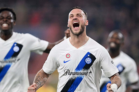 Inter Milan melaju ke semifinal setelah kalahkan Lazio 2-0