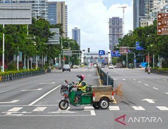 80.000 turis terjebak di Sanya China karena "lockdown"