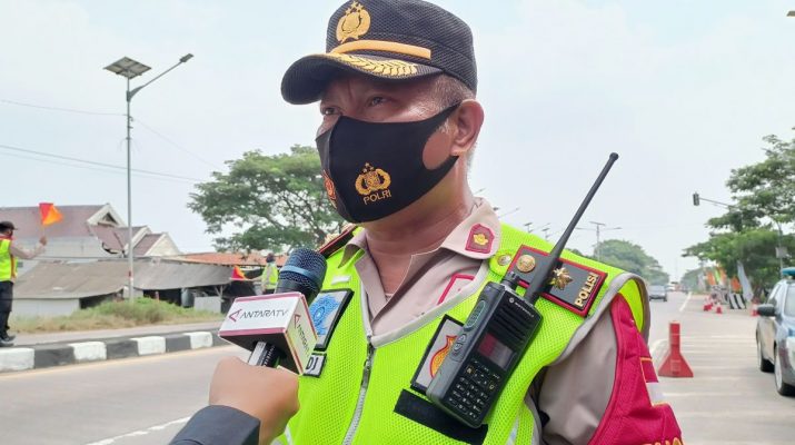 Arus balik Jalur Pantura Losarang Indramayu lengang pada Senin siang