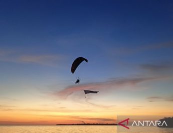 Penampilan Pasha Ungu hingga paramotor warnai puncak FPMK 2022