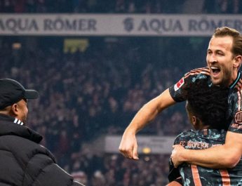 VfB Stuttgart vs Bayern Muenchen: Menang, Die Roten Kian Kukuh di Puncak