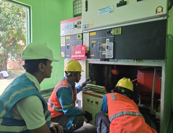 PLN Jawa Barat Pastikan Gardu Distribusi Pulih 100% Pasca-Banjir