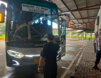 Pengusaha Bus di Priangan Timur Keluhkan Travel Gelap yang mulai Beroperasi