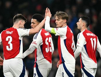 Arsenal pesta tujuh gol di markas PSV Eindhoven