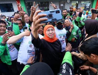 Survei : Elektabilitas Khofifah-Emil Sulit Terkejar