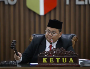 PDIE Laporkan Johannes Rettob ke Bawaslu RI