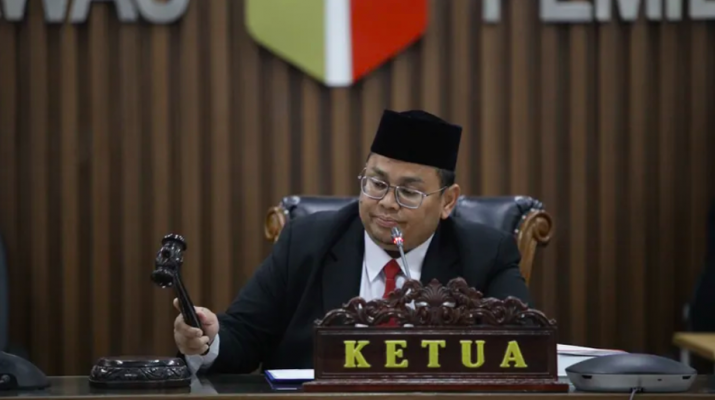 PDIE Laporkan Johannes Rettob ke Bawaslu RI