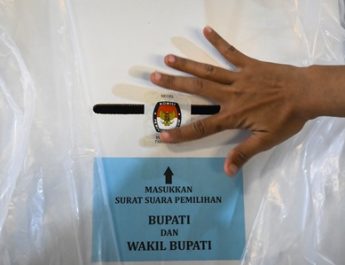 Pembagian Minyak Goreng  Dilaporkan Masif di Kota Tangerang Jelang Hari Pencoblosan