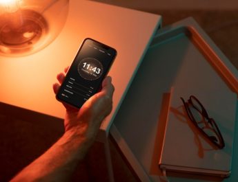 7 Aplikasi Alarm Terbaik untuk HP Android dan iPhone