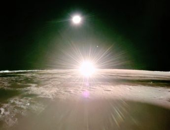 Blue Ghost Abadikan Matahari Terbenam di Bulan Sebelum Kehabisan Daya