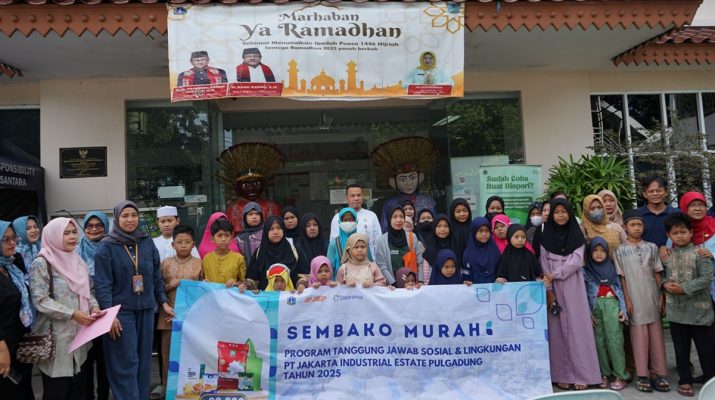 Masyarakat di Sekitar Kawasan Industri Pulogadung Dapat Berkah Ramadan
