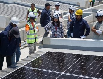 Dukung Energi Bersih, SUN Terra Pasang Solar Panel di 1.000 Rumah